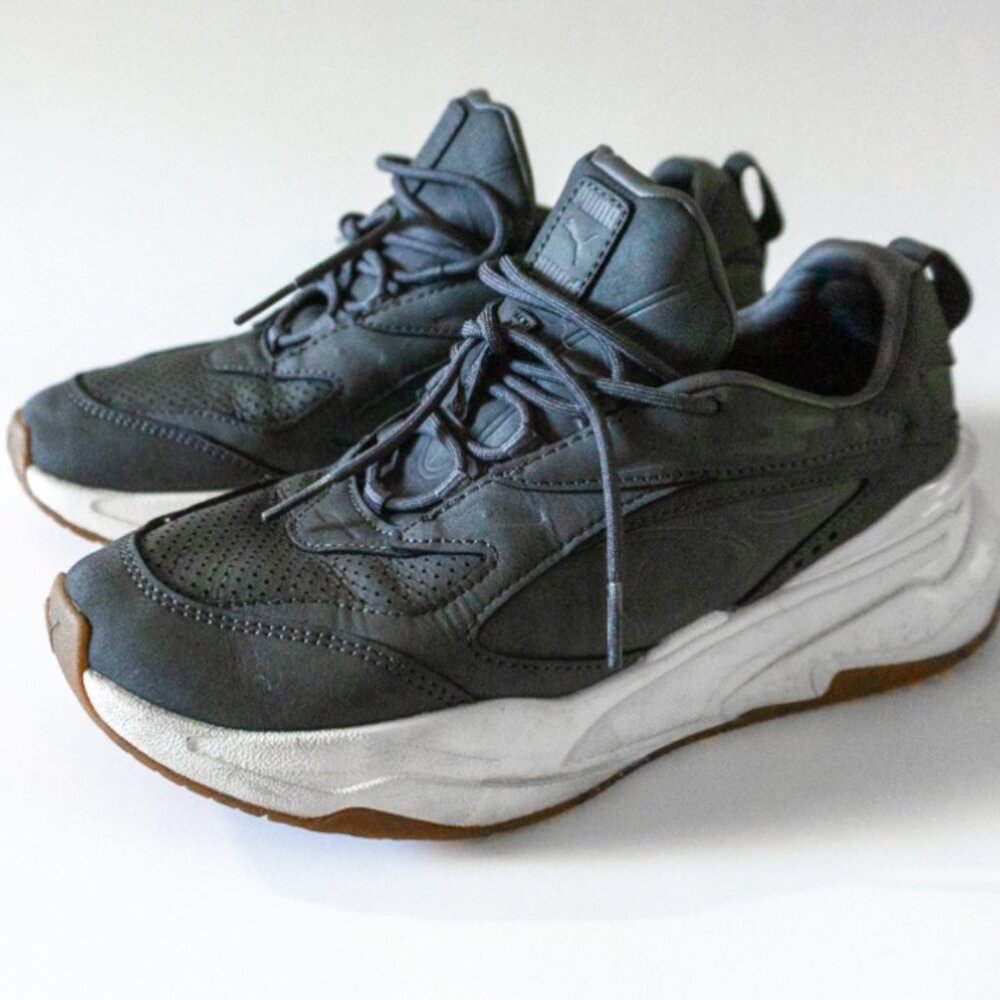 Size 5.5 Men Puma Grey Leather Sneakers